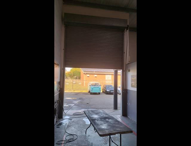 241M² MINI FACTORY TO LET IN SPRINGFIELD PARK